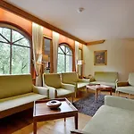 Hotel Derneuwirt 3*