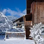 Derneuwirt Hotel