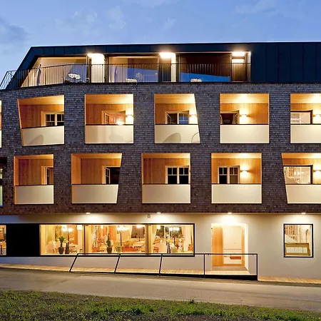 Derneuwirt Hotel