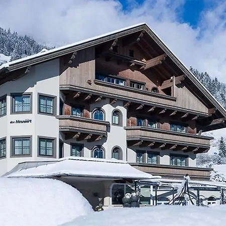 Hotel Derneuwirt Hippach