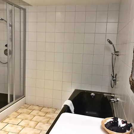 Hotel Derneuwirt