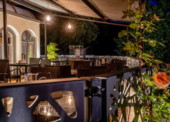 Derneuwirt Ξενοδοχείο Schwendau