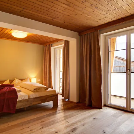 Derneuwirt 3* Schwendau