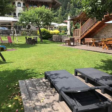 Derneuwirt Hotel Schwendau