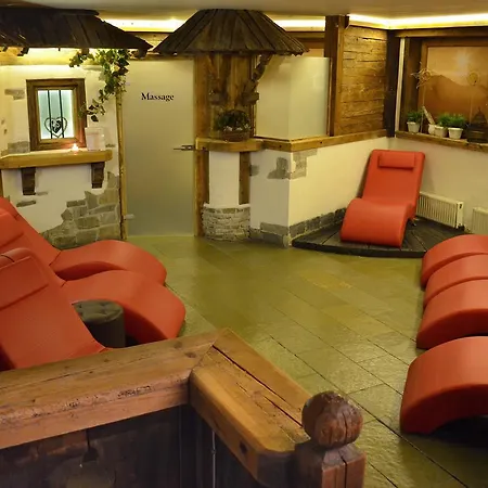 Hotel Derneuwirt Schwendau